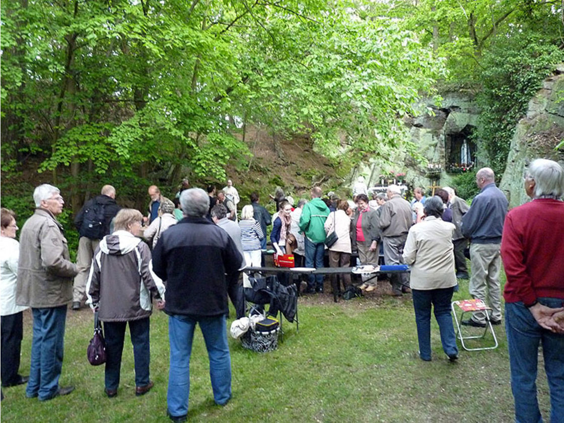 Die Fatima Grotte in Naumburg (Foto: Karl-Franz Thiede)